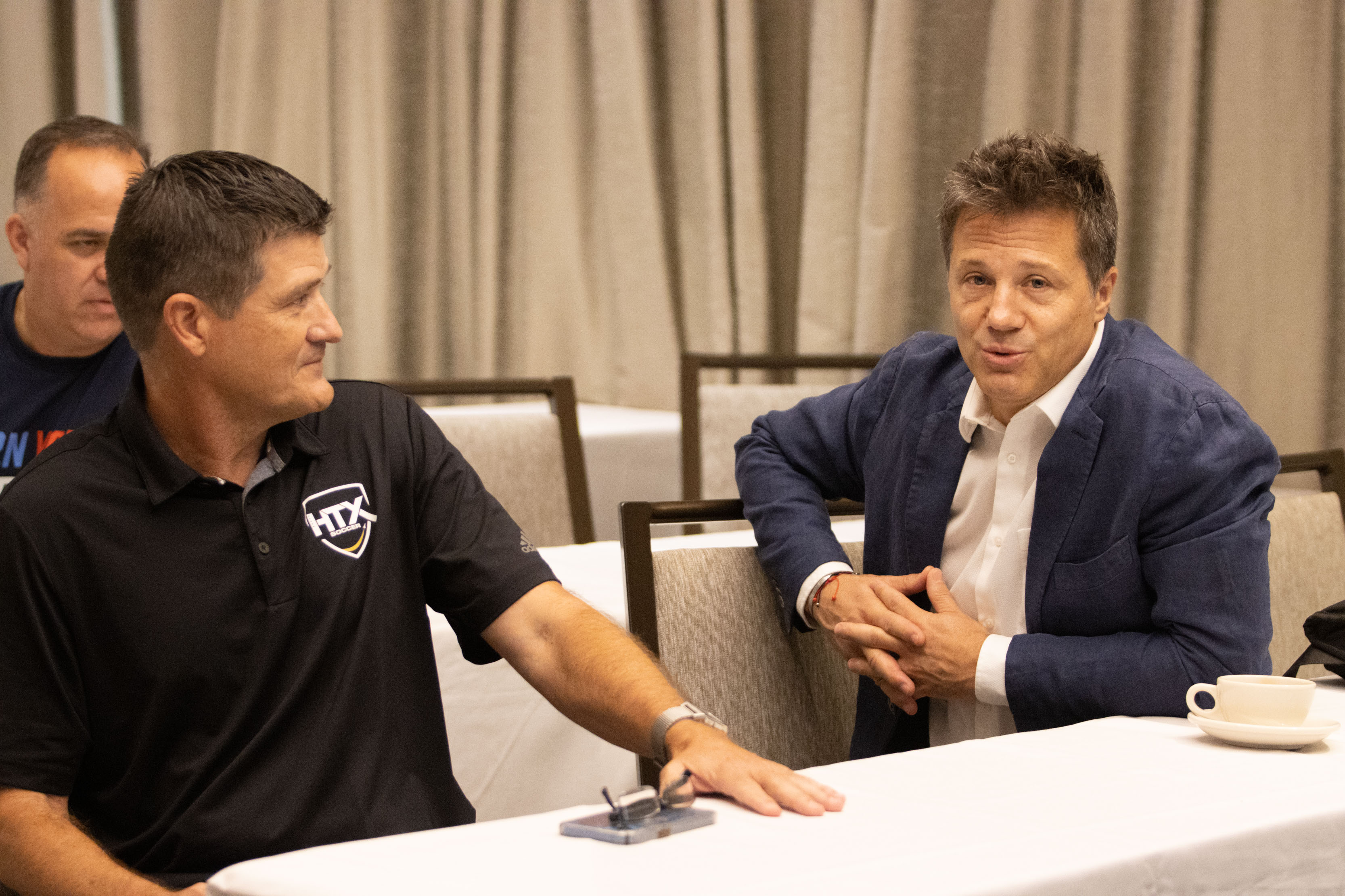 Hotel Meeting Picture 2-1