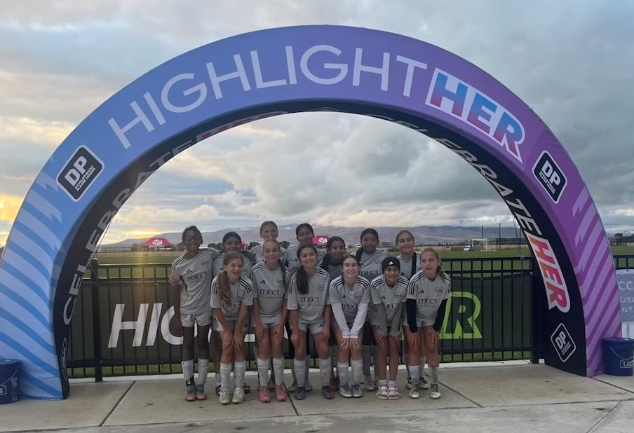 U14 girls Team pic-2